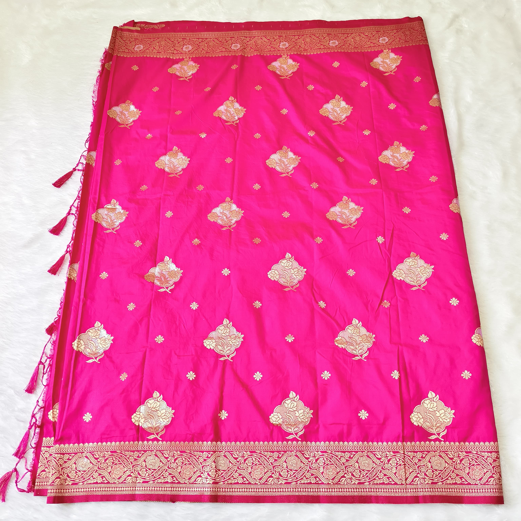 Dola Silk Saree