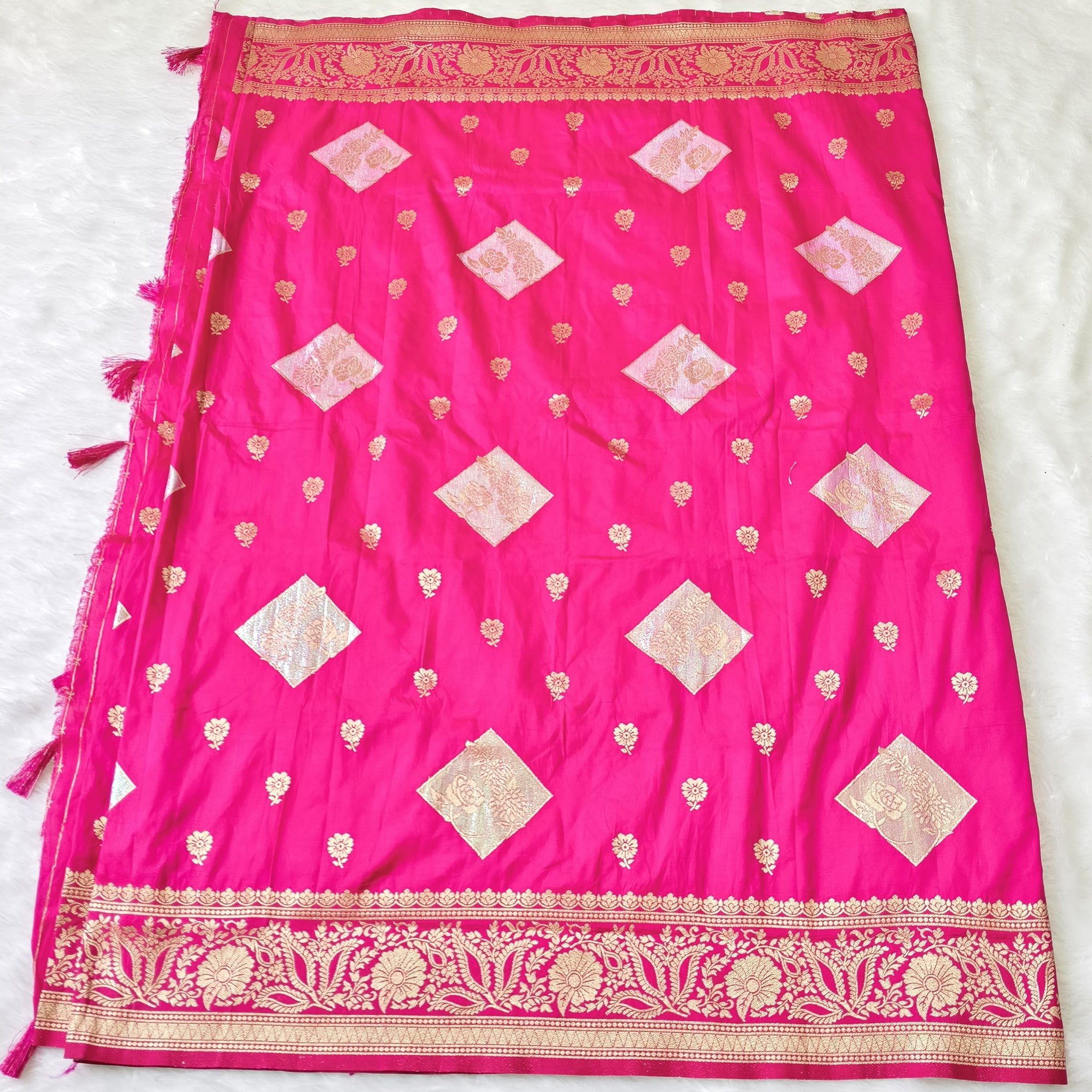 Dola Silk Saree
