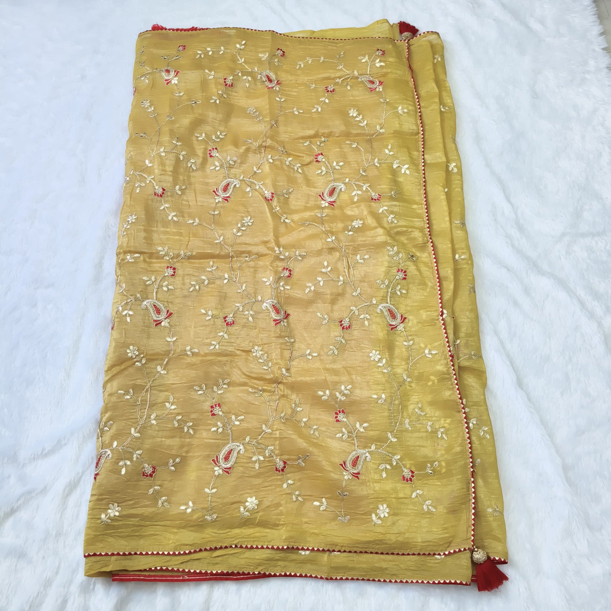 Gold Crush Saree