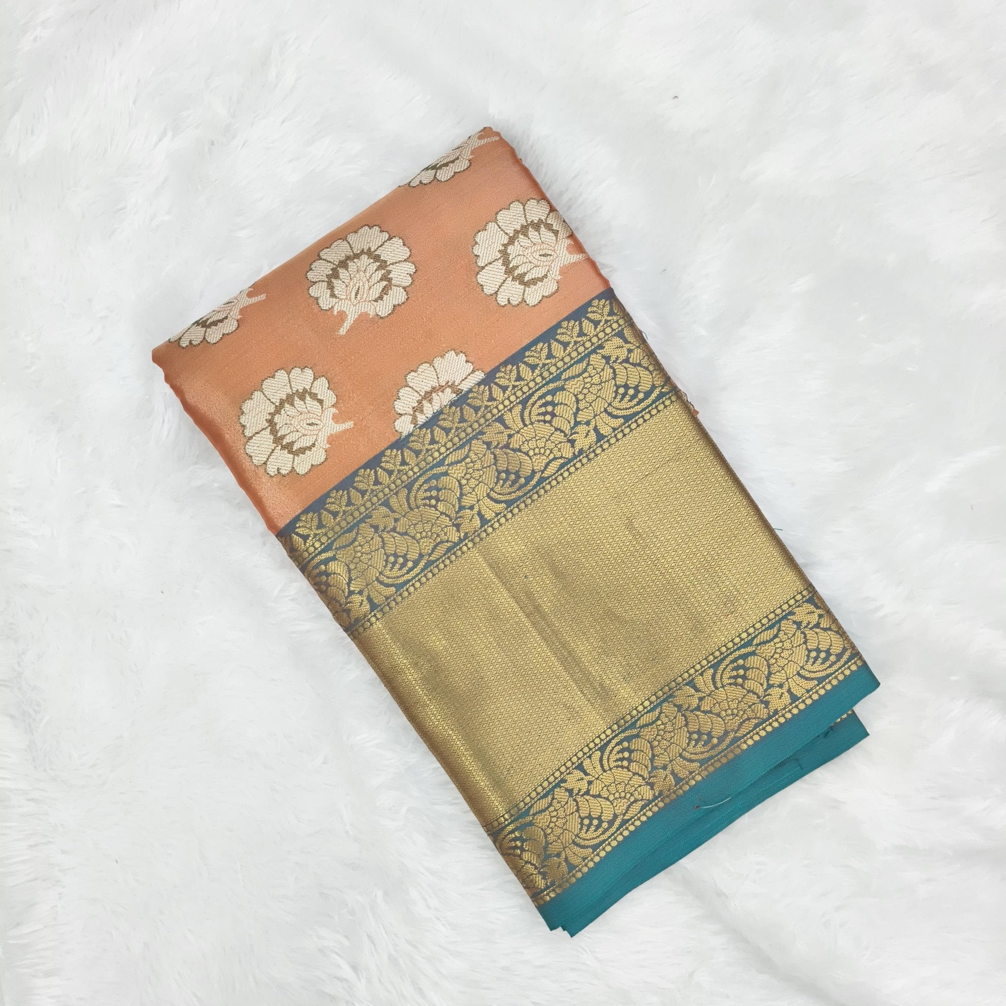 Pattu Silk Saree - StitchVogue