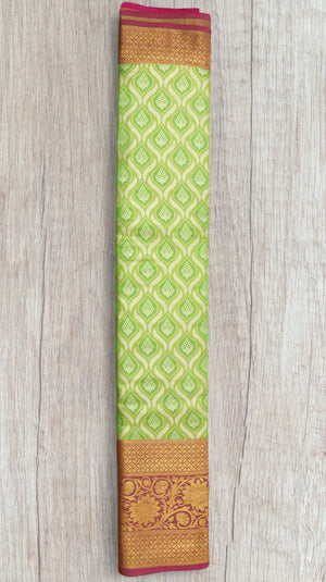 Pattu Silk Saree - StitchVogue