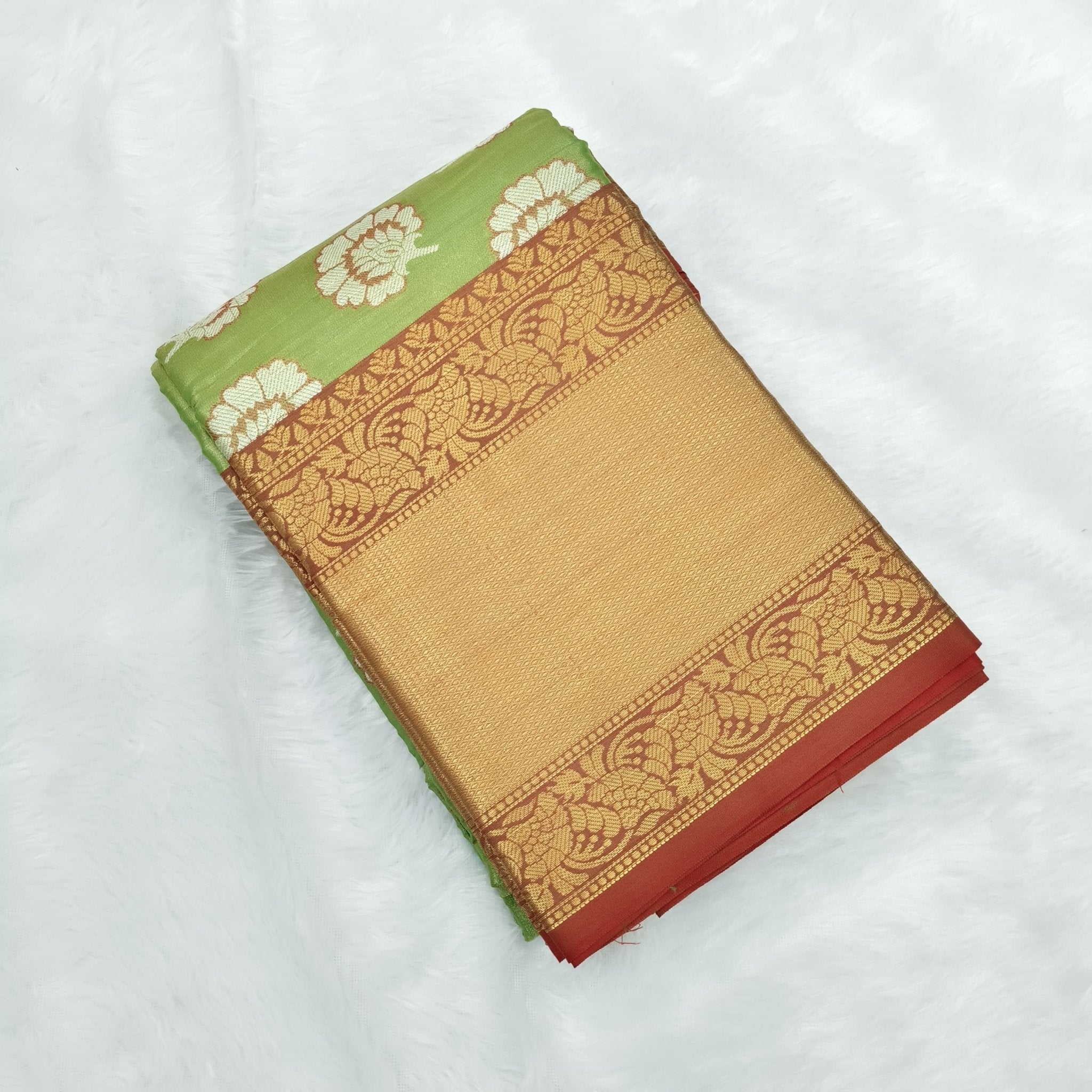 Pattu Silk Saree - StitchVogue