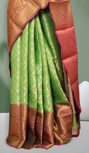Pattu Silk Saree - StitchVogue