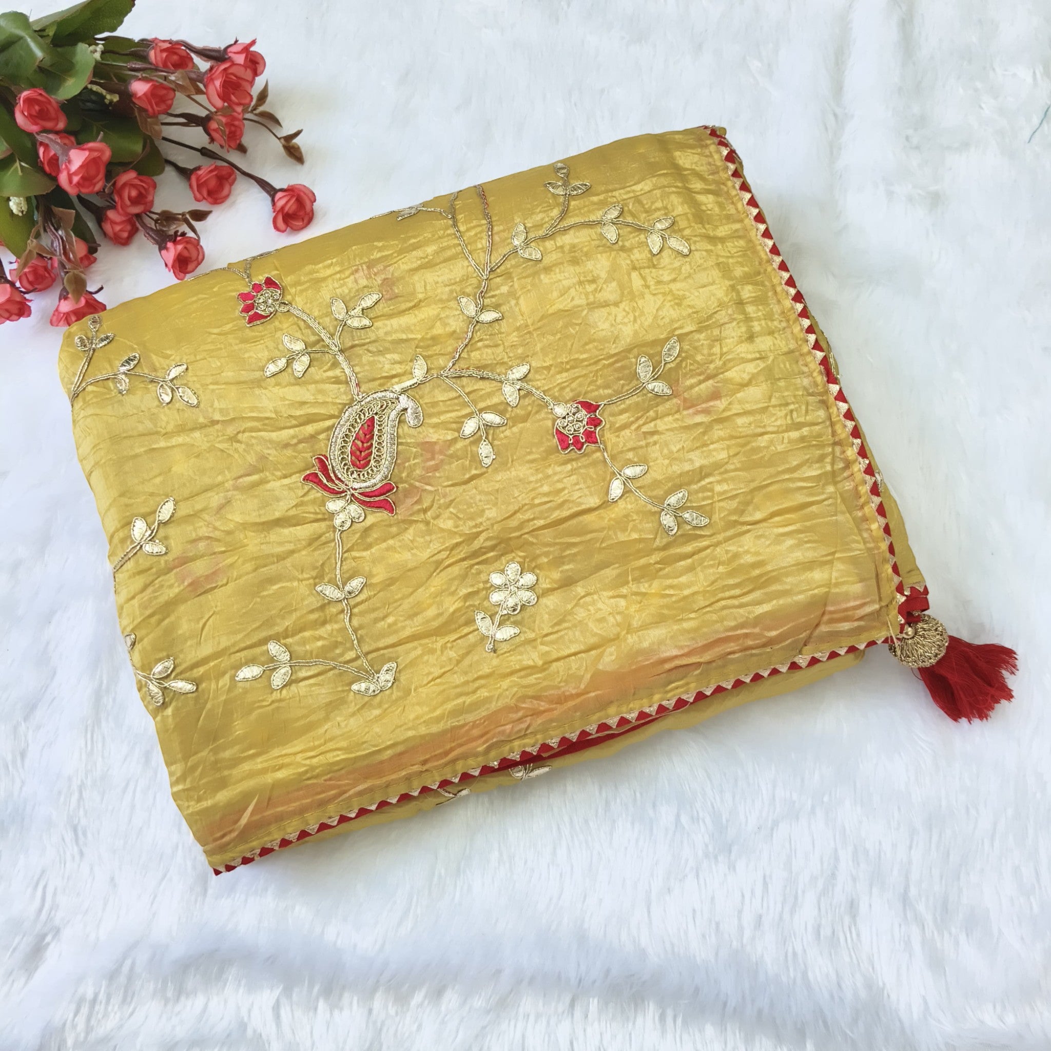 Gold Crush Saree