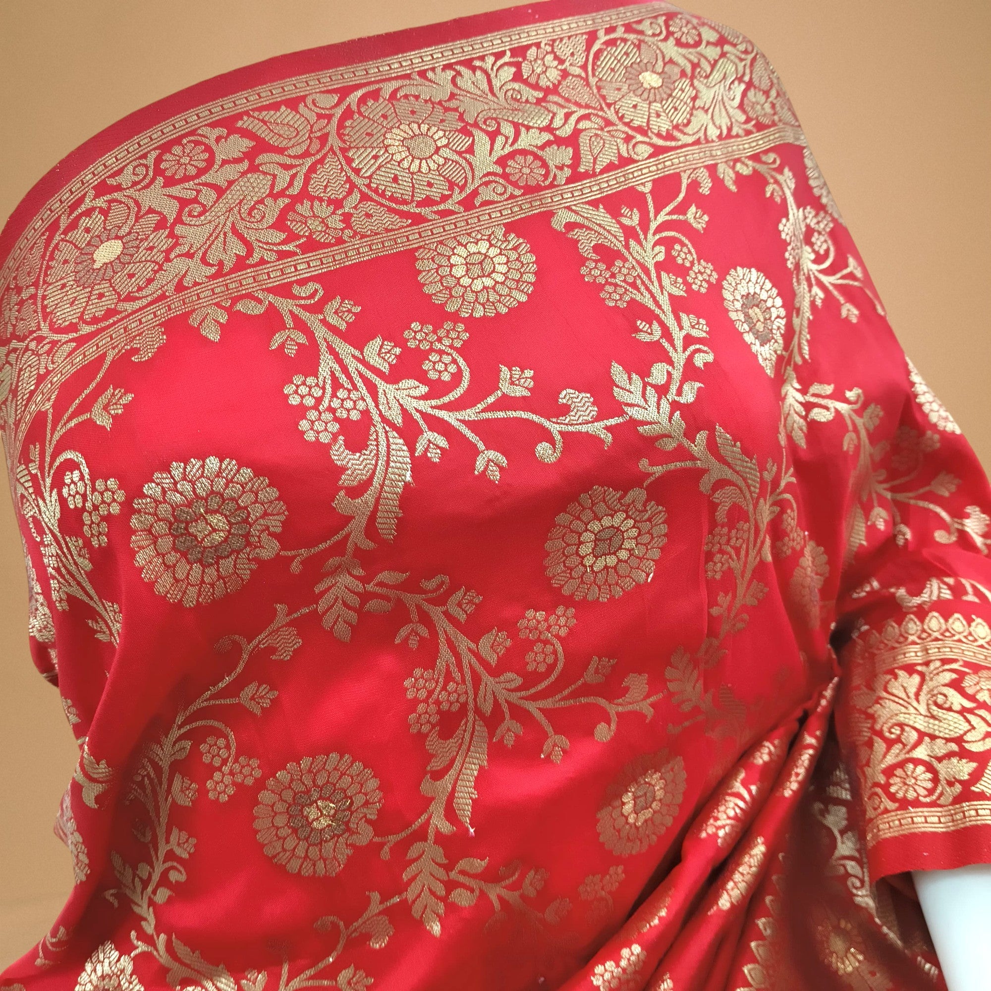 Dola Silk Saree - StitchVogue