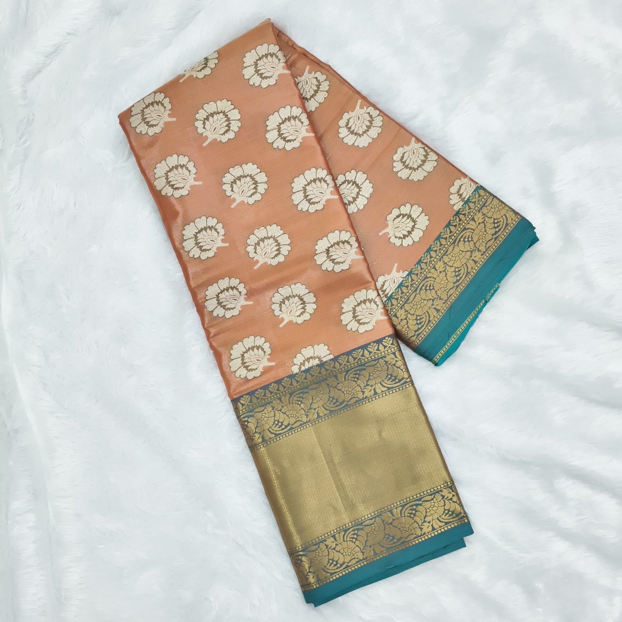 Pattu Silk Saree - StitchVogue