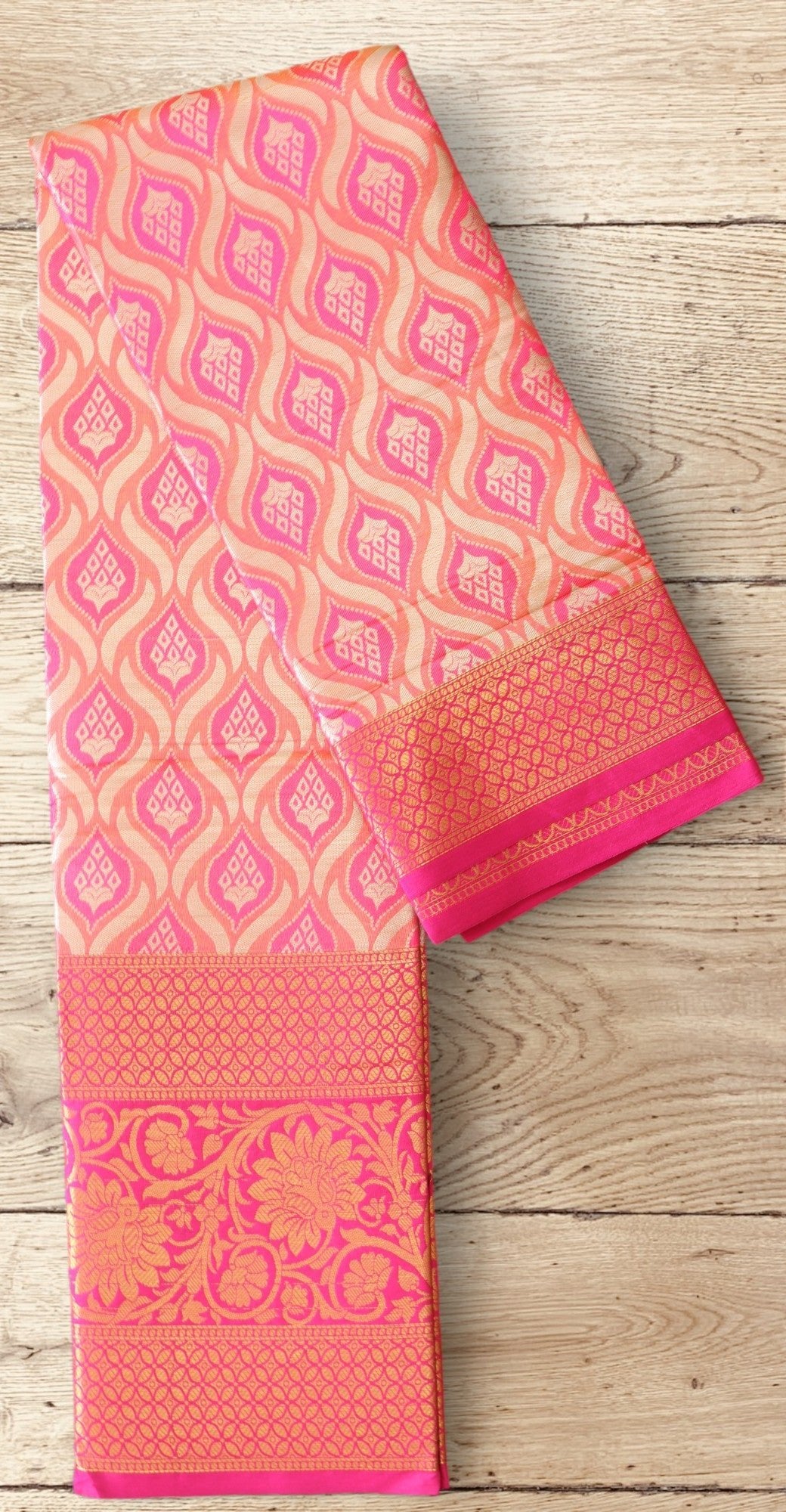 Pattu Silk Saree - StitchVogue