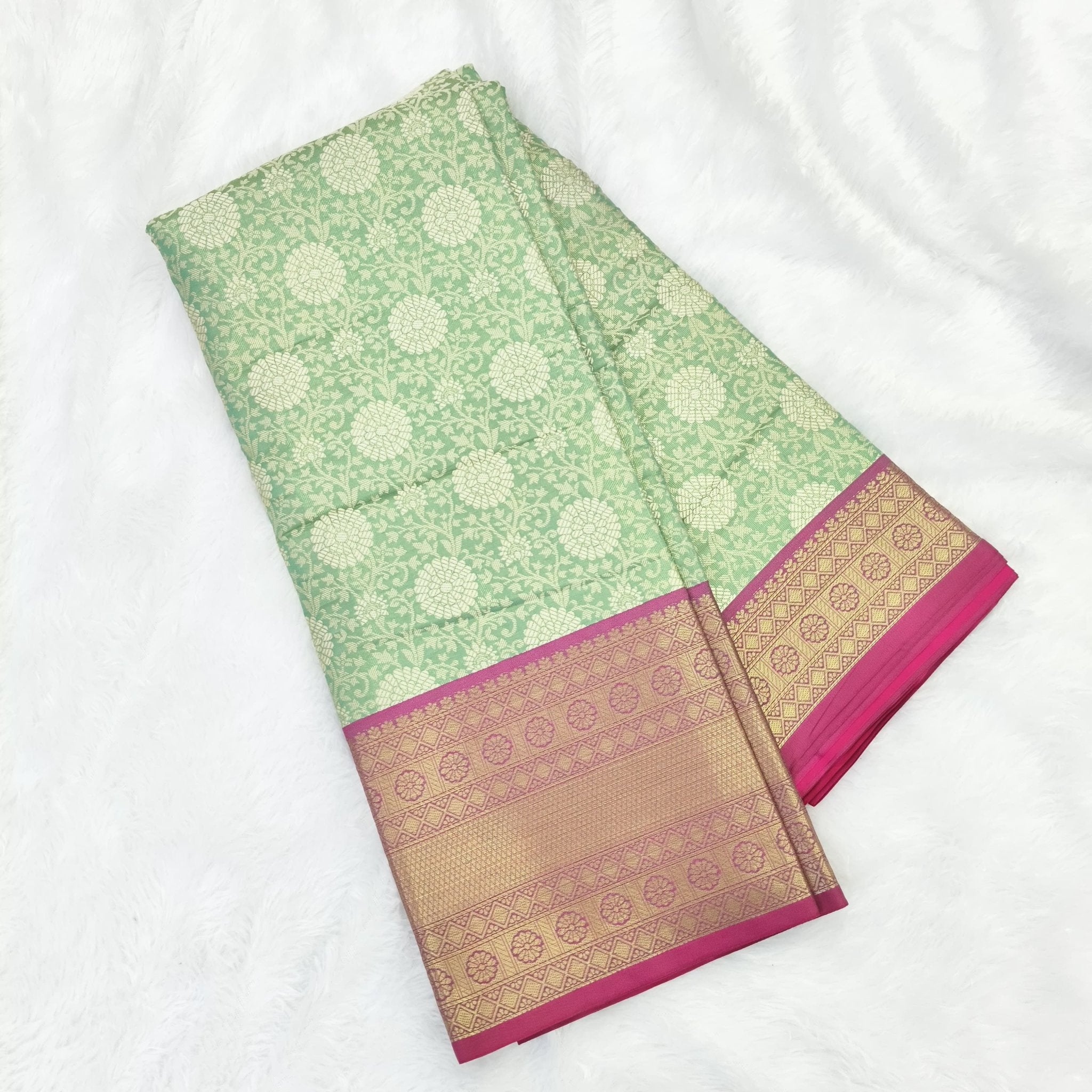Pattu Silk Saree - StitchVogue