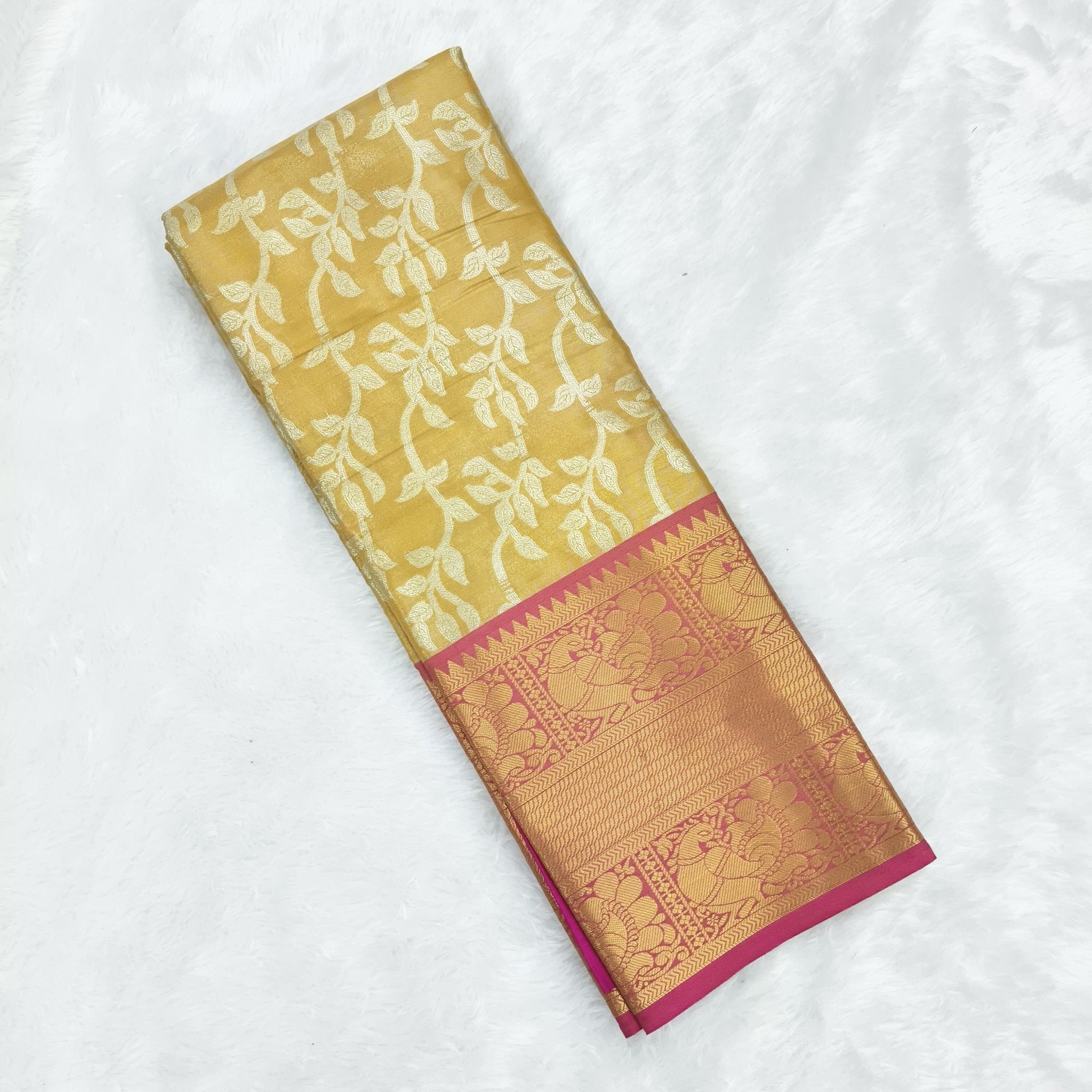 Pattu Silk Saree - StitchVogue