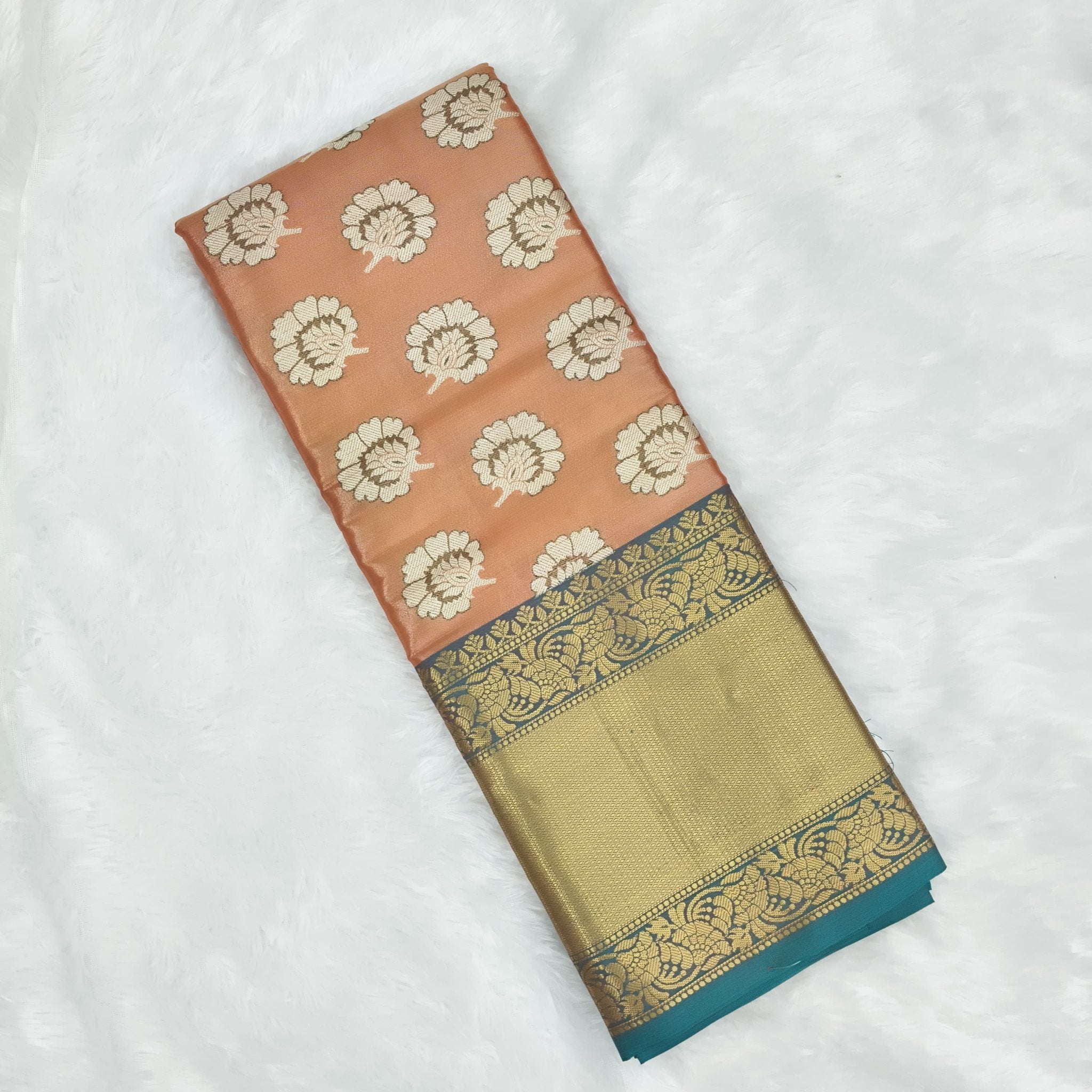 Pattu Silk Saree - StitchVogue