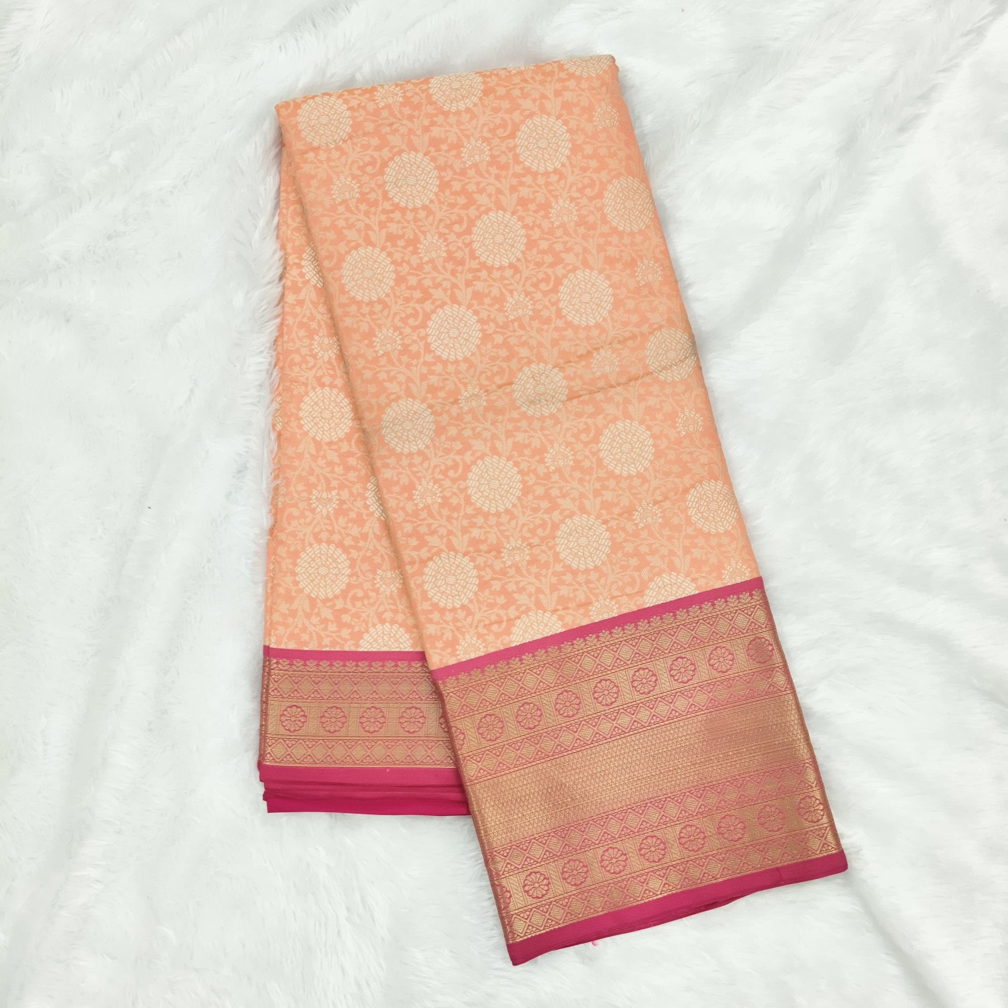 Pattu Silk Saree - StitchVogue